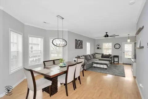 Dining - 223 E 19th St, Lockport, IL 60441 photo 2 of 2