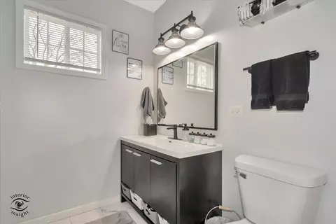 Bath - 223 E 19th St, Lockport, IL 60441 photo 2 of 2