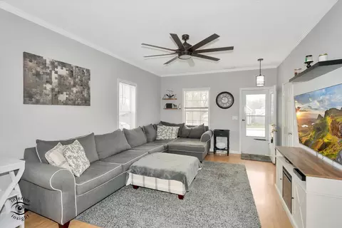 Living - 223 E 19th St, Lockport, IL 60441 photo 3 of 3