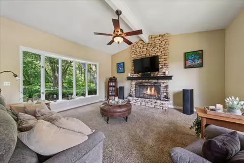 2 N989 Beith Rd, Elburn, IL 60119 photo 7