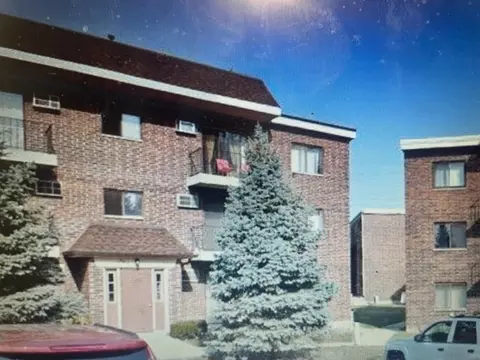 950 N Rohlwing Rd #101A, Addison, IL 60101