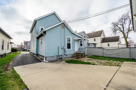 Exterior - 107 Casseday Ave, Joliet, IL 60432 photo 3 of 3