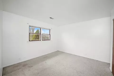Other - 386 Jeffery Ln, Wheeling, IL 60090 photo 5 of 9