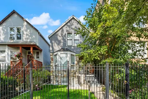 3120 N Kimball Ave, Chicago, IL 60618