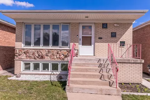 4927 N Clifton Ave, Norridge, IL 60706