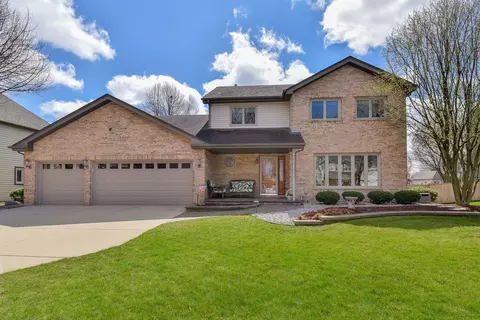 Exterior - 24203 Merlot Ln, Plainfield, IL 60586 photo 2 of 7