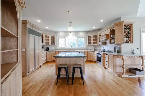 Kitchen - 632 Christopher Ln, Carol Stream, IL 60188 photo 1 of 4
