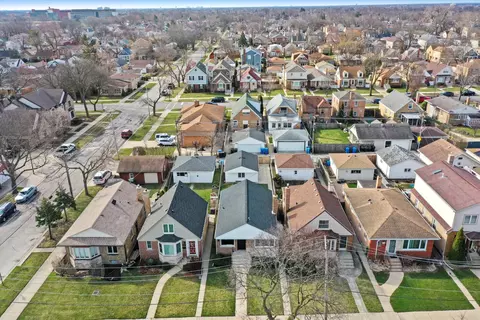 View/Area - 7707 W Devon Ave, Chicago, IL 60631 photo 2 of 4