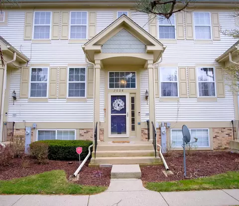 2608 N Augusta Dr, Wadsworth, IL 60083