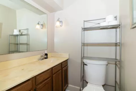 Bath - 205 Archie Ave, Normal, IL 61761 photo 1 of 3