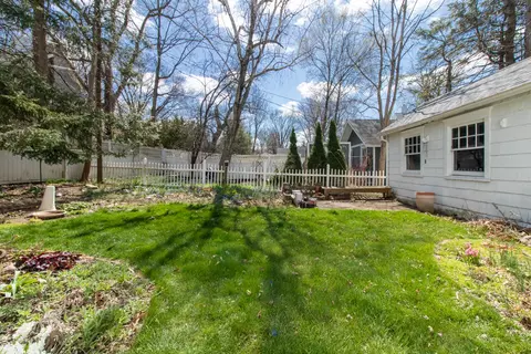 Exterior - 205 Archie Ave, Normal, IL 61761 photo 5 of 8