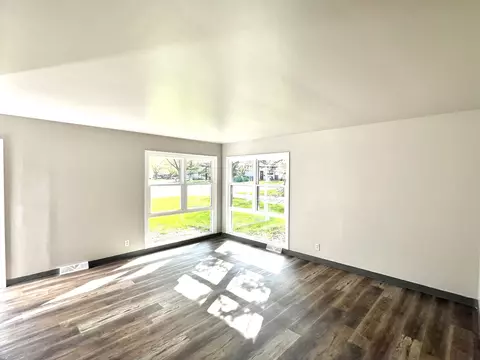 Other - 57 Circle Dr E, Montgomery, IL 60538 photo 2 of 6