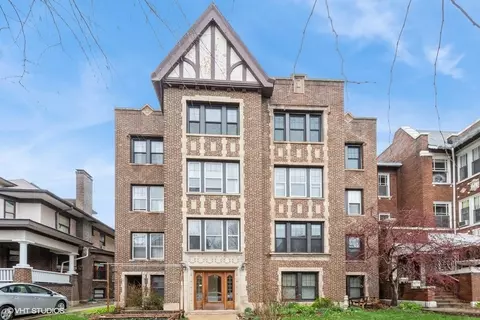 1064 W North Shore Ave #2W, Chicago, IL 60626