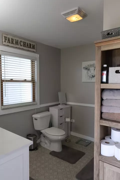Bedroom - 53 Us Highway 24 Hwy, Onarga, IL 60955 photo 1 of 7