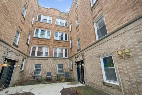 3707 W Altgeld St #2, Chicago, IL 60647