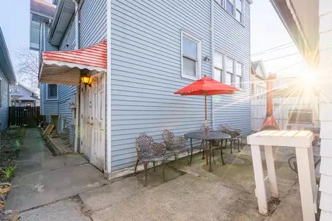 Exterior - 4018 W Eddy St, Chicago, IL 60641 photo 7 of 7