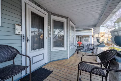 Exterior - 4018 W Eddy St, Chicago, IL 60641 photo 3 of 7
