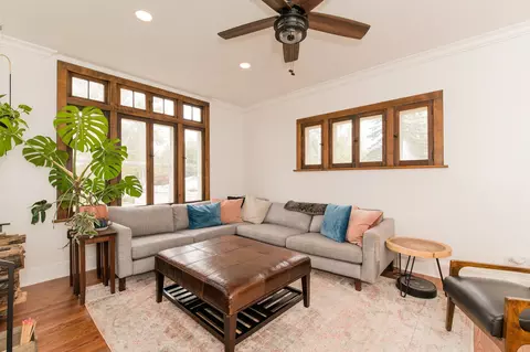 Living - 192 S Edison Ave, Elgin, IL 60123 photo 4 of 6