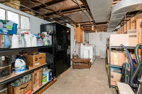 Kitchen - 192 S Edison Ave, Elgin, IL 60123 photo 7 of 7