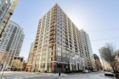 451 W Huron St #1010, Chicago, IL 60654