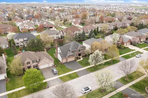 View/Area - 3812 Grassmere Rd, Naperville, IL 60564 photo 1 of 6