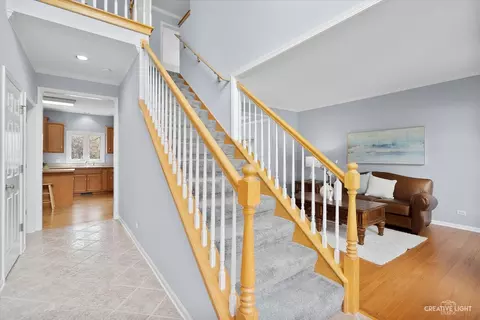 Entry Way - 3812 Grassmere Rd, Naperville, IL 60564 photo 2 of 3