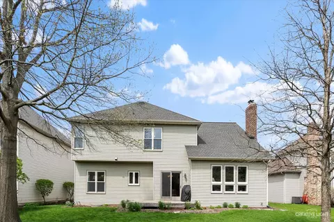 Exterior - 3812 Grassmere Rd, Naperville, IL 60564 photo 4 of 10