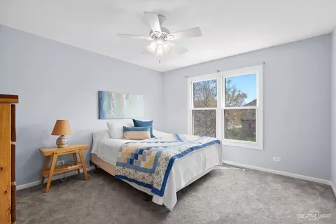 Bedroom - 3812 Grassmere Rd, Naperville, IL 60564 photo 2 of 4