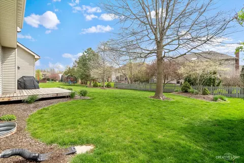 Exterior - 3812 Grassmere Rd, Naperville, IL 60564 photo 5 of 10