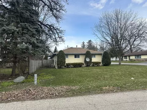 907 3rd St, Mchenry, IL 60050 photo 3