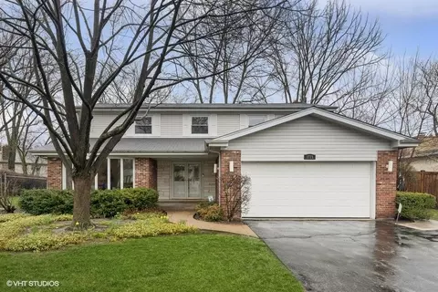 1715 Mountain Ct, Deerfield, IL 60015