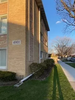 4907 N Harlem Ave #3, Chicago, IL 60656