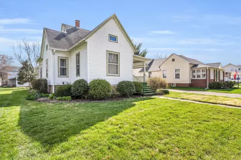 420 E Belle Ave, Rantoul, IL 61866 photo 2