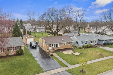 View/Area - 132 N Chase Ave, Bartlett, IL 60103 photo 1 of 2
