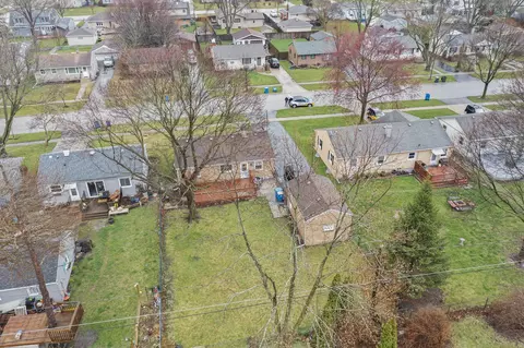 View/Area - 132 N Chase Ave, Bartlett, IL 60103 photo 2 of 2