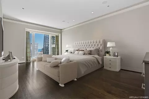 Bedroom - 77 E Walton St #22B, Chicago, IL 60611 photo 1 of 2