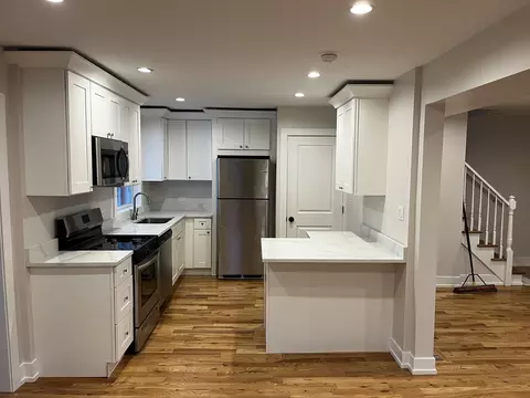 Kitchen - 2116 S 19th Ave, Broadview, IL 60155 photo 1 of 4