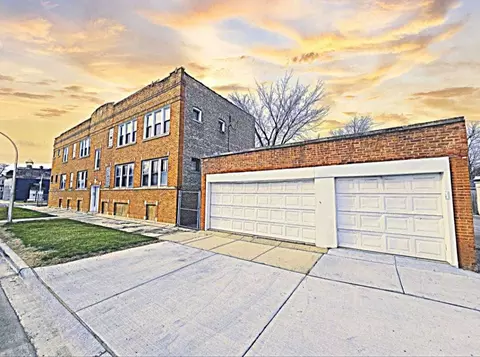 5248 W Huron St, Chicago, IL 60644
