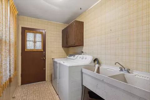 2730 Harrison St, Glenview, IL 60025 photo 10