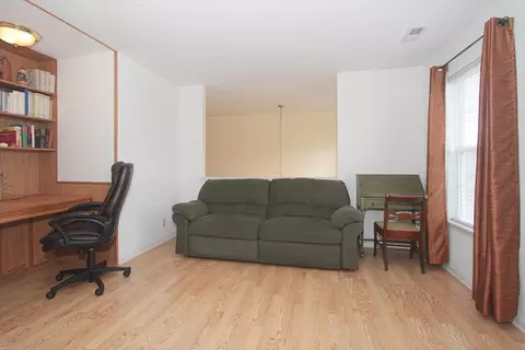 Living - 1410 Angle Tarn, West Dundee, IL 60118 photo 8 of 10