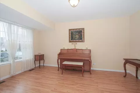 Living - 1410 Angle Tarn, West Dundee, IL 60118 photo 3 of 10