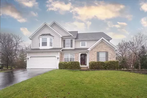 1410 Angle Tarn, West Dundee, IL 60118