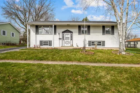 1713 Birch Ave, Belvidere, IL 61008