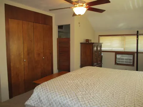 Bedroom - 544 E Center St, Freeport, IL 61032 photo 2 of 6