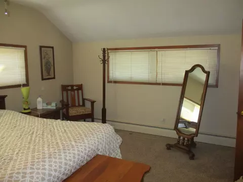 Bedroom - 544 E Center St, Freeport, IL 61032 photo 3 of 6