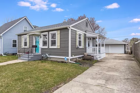 1205 Agnes Ave, Joliet, IL 60435