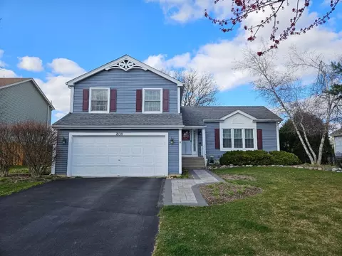 1830 Crofton Dr, Algonquin, IL 60102