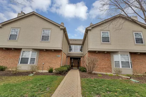 1750 Sleepy Hollow Ct #7, Schaumburg, IL 60195