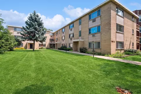 7019 N Ridge Blvd #3B, Chicago, IL 60645