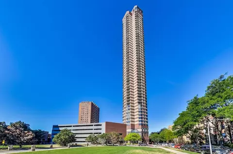 3660 N Lake Shore Dr #2701, Chicago, IL 60613